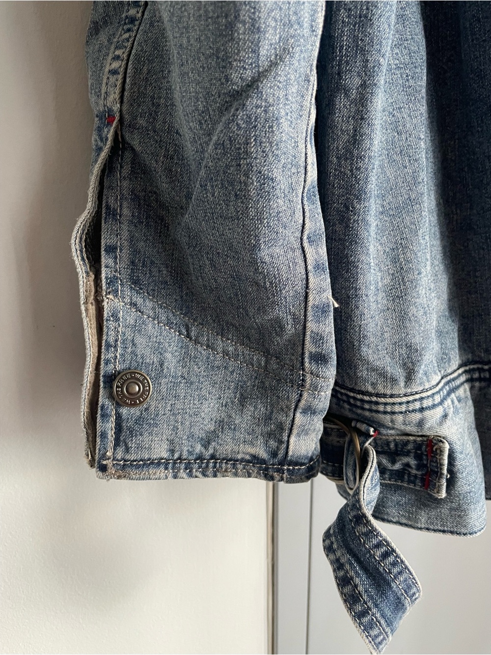 NWT WE THE FREE ($415) Sweet Talk Denim Barn Coat in Century Wash - Picture 8 of 13